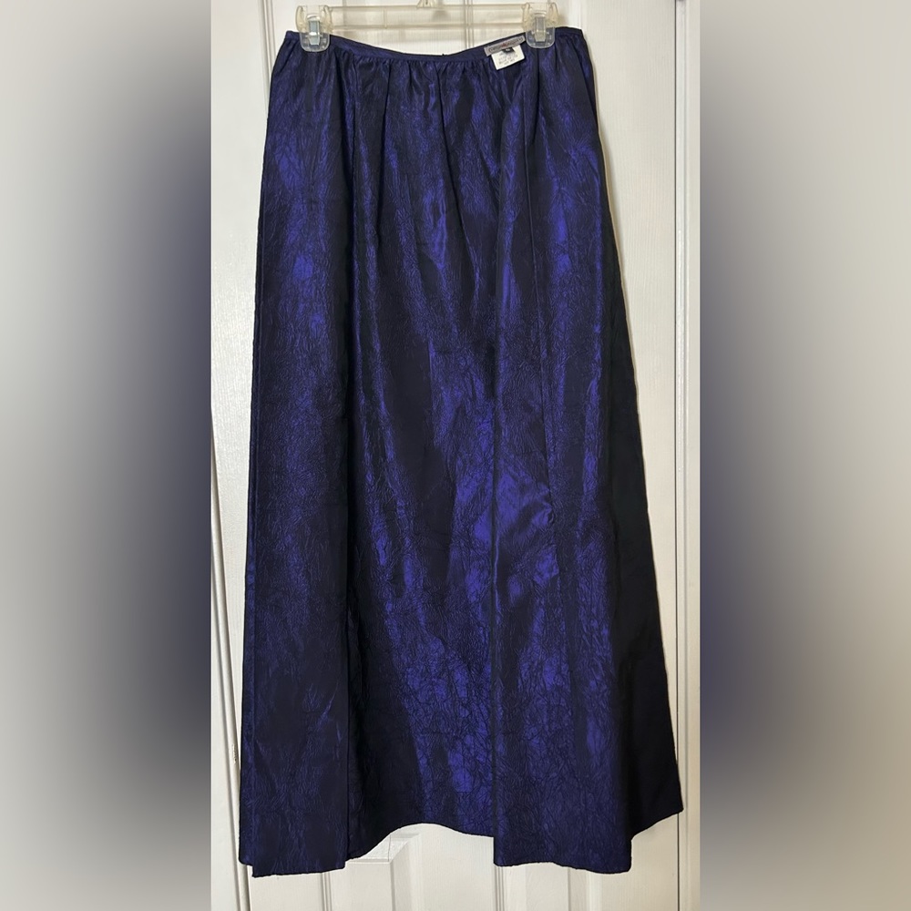 NWT Vintage Long Purple/Black Crepe Full Skirt Women Size 5 Wrinkled Sheen
